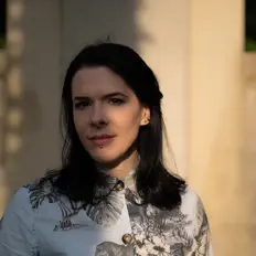 Poslechněte si interpreta Philippa, sledujte hudební videa, přečtěte si životopis, podívejte se na data turné a další informace.