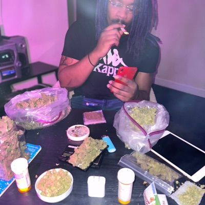 When She Walk (feat. Arab FBFG) - Single