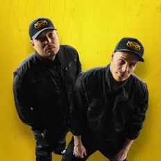 Escucha a BAD DIZZEL, mira videos musicales, lee su biografía, consulta las fechas de las gira y más.