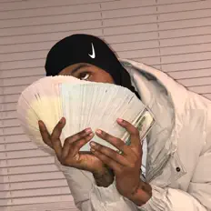 收听 Cash Lamir、观看音乐视频、阅读小传、查看巡演日期等 ！