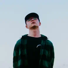 Poslechněte si interpreta Cole Tindal, sledujte hudební videa, přečtěte si životopis, podívejte se na data turné a další informace.