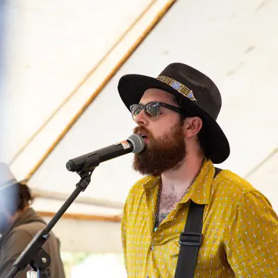 Listen to Charlie Ysasi, watch music videos, read bio, see tour dates & more!