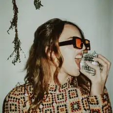 Ακούστε περιεχόμενο από Aderyn, παρακολουθήστε μουσικά βίντεο, διαβάστε το βιογραφικό, δείτε ημερομηνίες περιοδείας, και πολλά ακόμη!