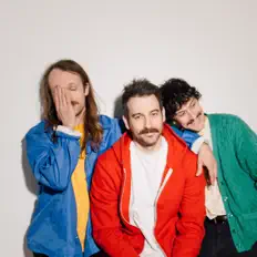 Escucha a Tiny Party, mira vídeos musicales, lee la biografía, consulta fechas de giras y mucho más.