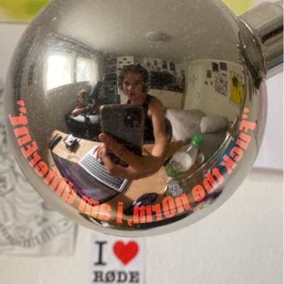 Fuck the nOrm, i am differEnt