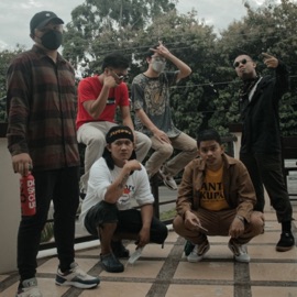 SHAT (feat. Makii, Jords, Soisoi, XCN & Mad Mac) D-GARS