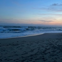 A Moment With the Waves - Single - Storrify