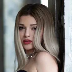 Listen to Zeyysıla, watch music videos, read bio, see tour dates & more!