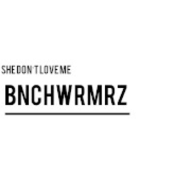 She Don't Love Me - Single