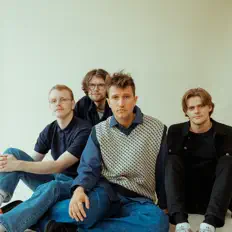 Listen to Virkelig, watch music videos, read bio, see tour dates & more!