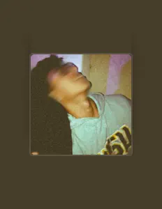 Hör dir slowboy an, schau dir Musikvideos an, lies die Biografie, finde Tourdaten und mehr!