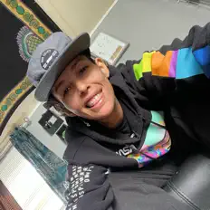 Escucha a Gee Code, mira videos musicales, lee su biografía, consulta las fechas de las gira y más.