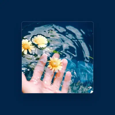 Listen to 轻音乐馆, watch music videos, read bio, see tour dates & more!