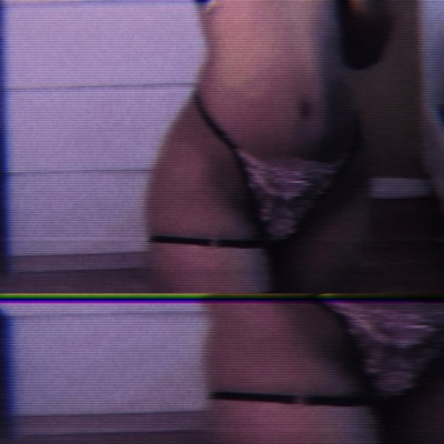 Under me (MŸ_BØDY pt.2) - Single