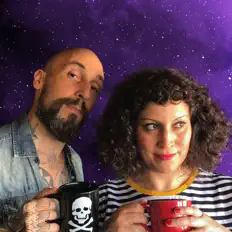 Plüton Sakinleri सुनें, म्यूज़िक वीडियो देखें, बायो पढ़ें, दौरे की तारीखें और बहुत कुछ देखें!