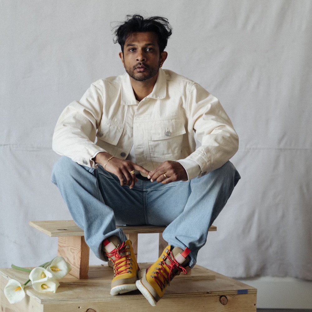 Обложка альбома «Mad Villain - Single» — Utkarsh Ambudkar