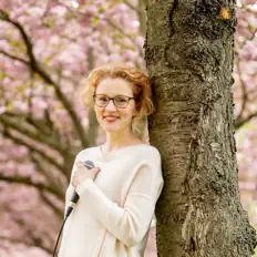 Susan Be. dinle, müzik videolarını izle, biyografisini oku, tur tarihlerini ve daha fazlasını gör!