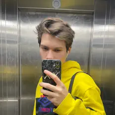 Escucha a Ed Walker, mira vídeos musicales, lee la biografía, consulta fechas de giras y mucho más.