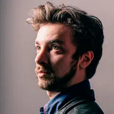 Jonah Simoneを聴いたり、ミュージックビデオを鑑賞したり、経歴やツアー日程などを確認したりしましょう！