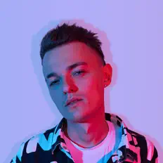 聆聽 One Cat、觀看音樂影片、閱讀小傳、查看巡演日期等！