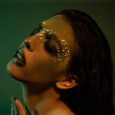 Listen to Sara De Sanctis, watch music videos, read bio, see tour dates & more!