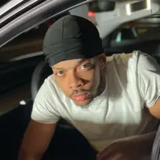 Ouça Mikey lnh, assista a videoclipes, leia a biografia, veja as datas das turnês e mais!