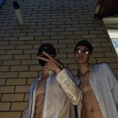 Ascolta рейджи, guarda video musicali, leggi la biografia, vedi le date del tour & altro!