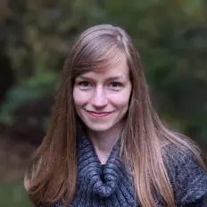 Emily Scobee: песни, клипы, биография, даты выступлений и многое другое.