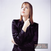 Close-Up Extras - Suzanne Vega