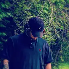 nxghtcxpを聴いたり、ミュージックビデオを鑑賞したり、経歴やツアー日程などを確認したりしましょう！