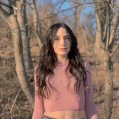 Listen to Kelly R., watch music videos, read bio, see tour dates & more!