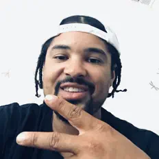 Ascolta Sequoia, guarda video musicali, leggi la biografia, vedi le date del tour & altro!