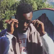 Ouça Kad, assista a videoclipes, leia a biografia, veja as datas das turnês e mais!