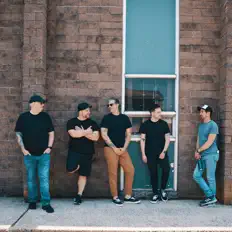 Écoutez Lift, regardez des vidéoclips, lisez la biographie, consultez les dates de tournée et plus encore !