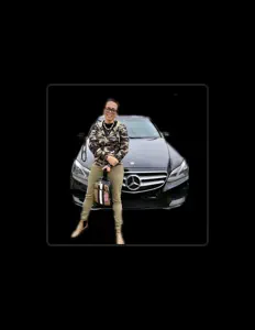 Escucha a LLJuna, mira videos musicales, lee su biografía, consulta las fechas de las gira y más.