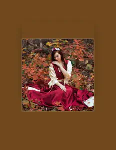 Luister naar Rossie Lakin, bekijk muziekvideo's, lees de bio, bekijk de tourdata, en meer!