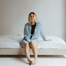 Dengarkan Branik, tonton video musik, baca bio, lihat tanggal tur & lainnya!