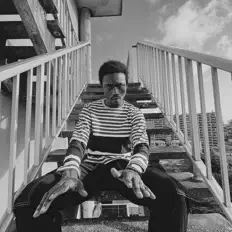 Écoutez Ernal, regardez des vidéoclips, lisez la biographie, consultez les dates de tournée et plus encore !