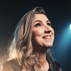 Listen to Launna Sampaio, watch music videos, read bio, see tour dates & more!