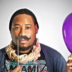 Hör dir Tai the Comedybawse an, schau dir Musikvideos an, lies die Biografie, finde Tourdaten und mehr!