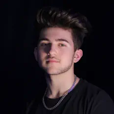 Poslechněte si interpreta N!KO, sledujte hudební videa, přečtěte si životopis, podívejte se na data turné a další informace.