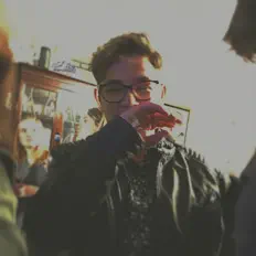 Hör dir Steezy T an, schau dir Musikvideos an, lies die Biografie, finde Tourdaten und mehr!