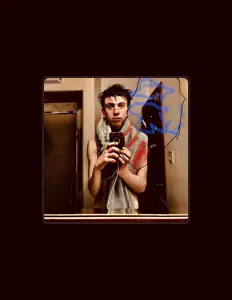 Hör dir Clock Watchers an, schau dir Musikvideos an, lies die Biografie, finde Tourdaten und mehr!