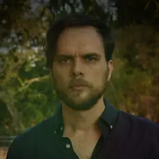 Écoutez Broadwing, regardez des vidéoclips, lisez la biographie, consultez les dates de tournée et plus encore !