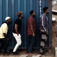 Dengarkan The Isomers, tonton video musik, baca bio, lihat tanggal tur & lainnya!