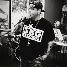 收听 Big Glenn、观看音乐视频、阅读小传、查看巡演日期等 ！