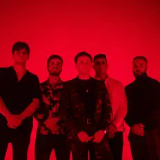 Hör dir The Balcony an, schau dir Musikvideos an, lies die Biografie, finde Tourdaten und mehr!