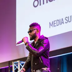 Escucha a SweetCorn, mira videos musicales, lee su biografía, consulta las fechas de las gira y más.