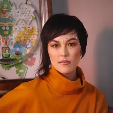 Dengarkan Seersha, tonton video musik, baca bio, lihat tanggal tur & lainnya!