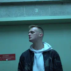 收听 Chxnge、观看音乐视频、阅读小传、查看巡演日期等 ！